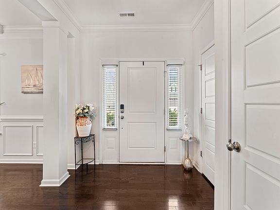 4th image of 4711 Broad Falls Ln