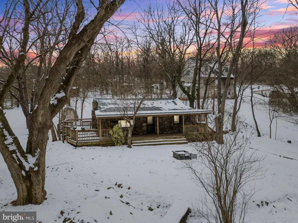 66 Snake Rd, Front Royal, VA 22630