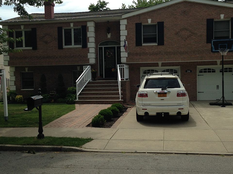 1st image of 286 Ashland Ave