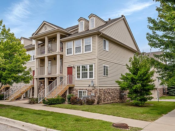 2nd image of 654 Lydia Ln #48