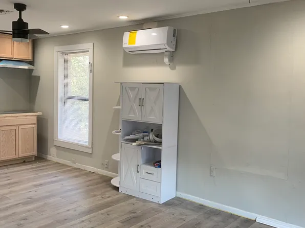 901 E Park Ave #2, Palestine, TX 75801