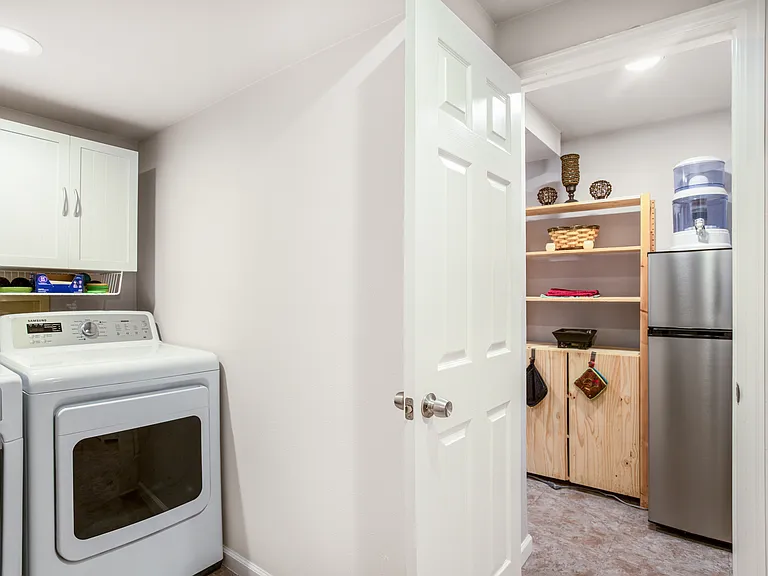 568 Longfellow Ln #FURNISHED — Photo 28