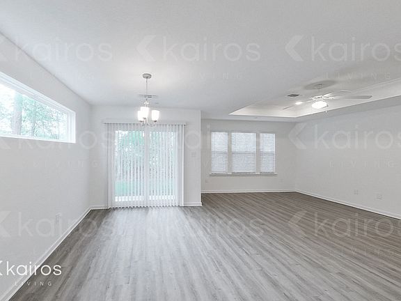 3rd image of 11345 Camden Court Cir