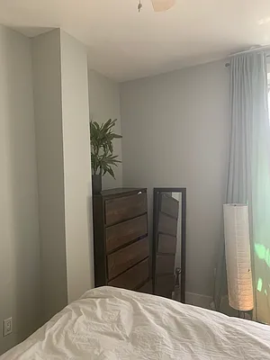 Rented by Nooklyn NYC LLC | media 51