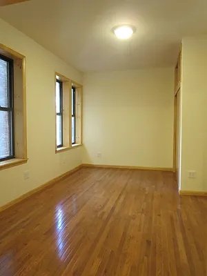 Rented by Keller Williams NYC | media 16