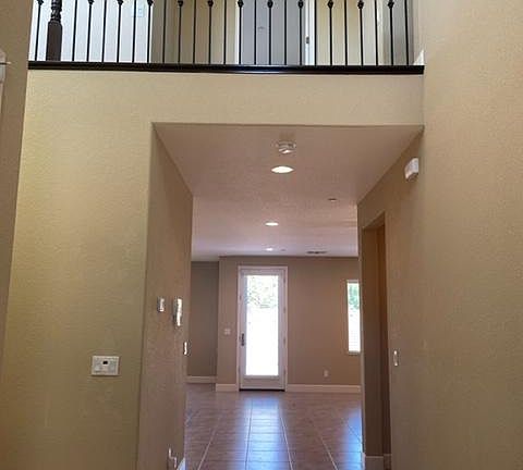 3rd image of 1425 Skibbereen Way
