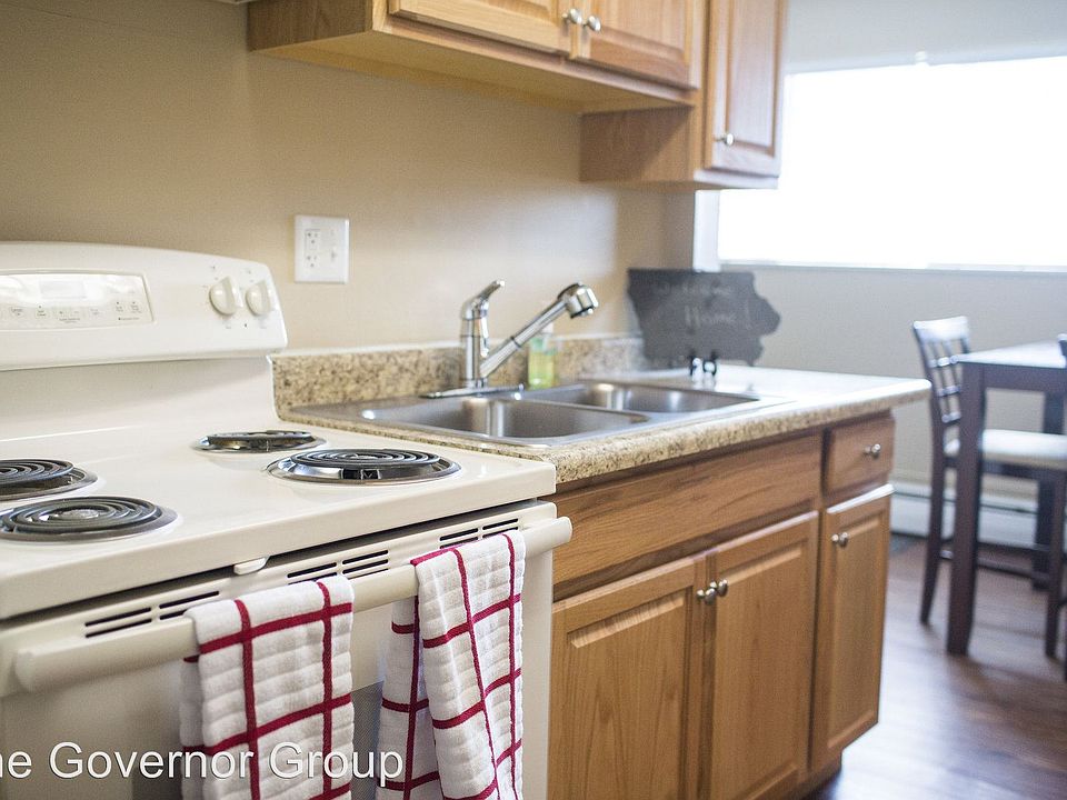 2nd image of 2032 9th St APT 20