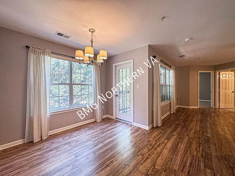 635 Constellation Sq SE #G — Photo 6