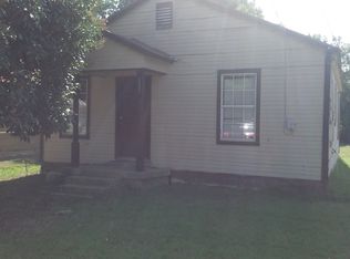 1207 S Rockwall Ave, Terrell, TX 75160
