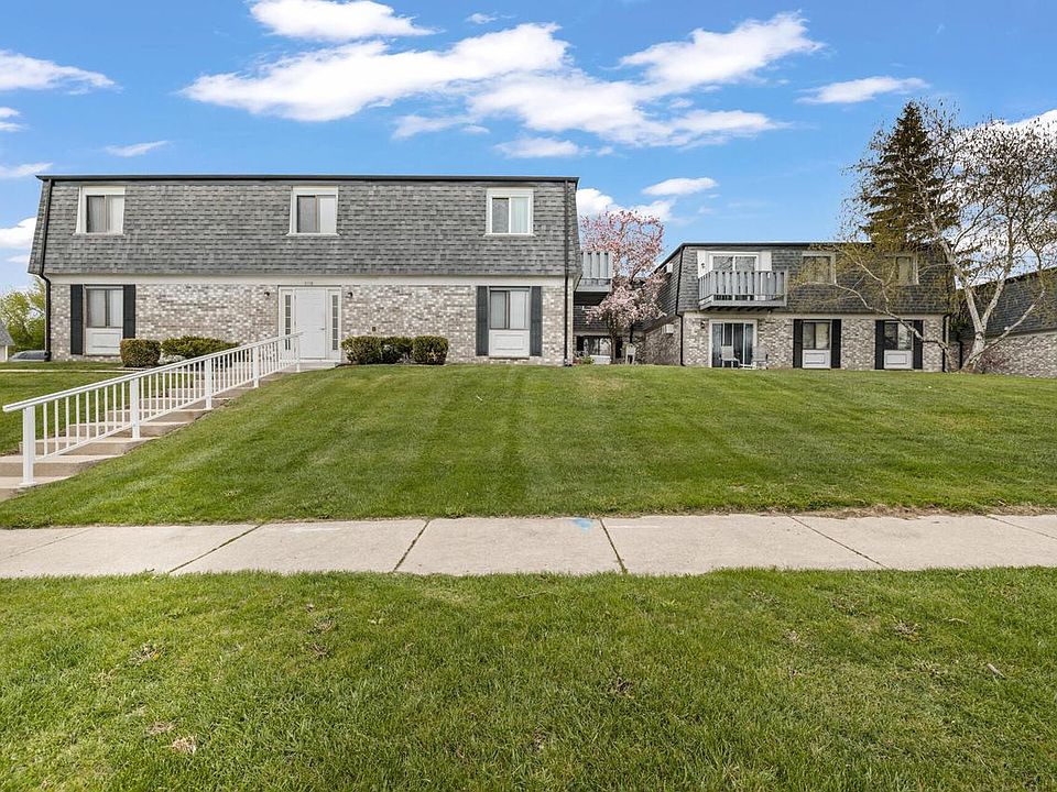 1st image of 1700 Creek ROAD #204