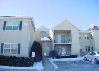 1st image of 724 N Gary Ave Unit 203
