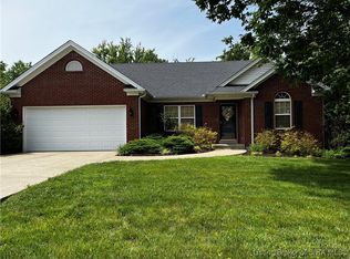 4002 Decker Ct, Sellersburg, IN 47172