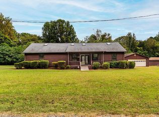 2000 Yale Dr, Graham, NC 27253