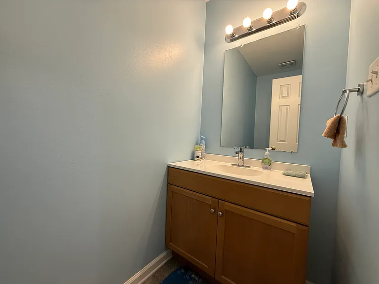 120 Village Dr — Photo 5