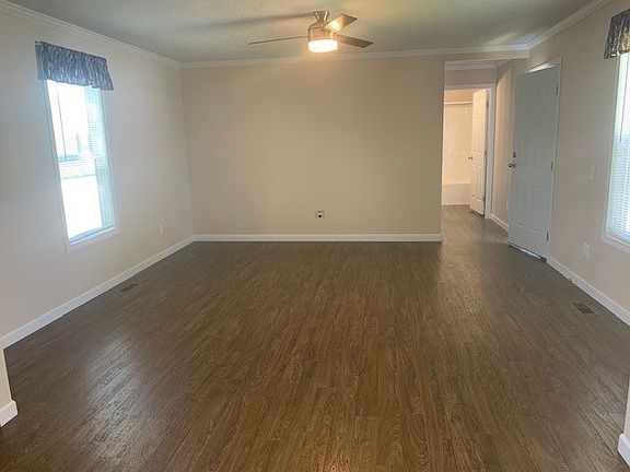 4th image of 260 Pin Oak Dr #48