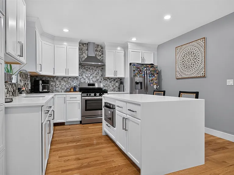 248 Washington St #- — Photo 6