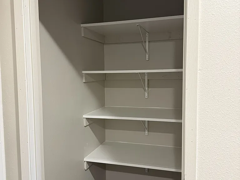 600 W Dakota Ave #12 — Photo 3