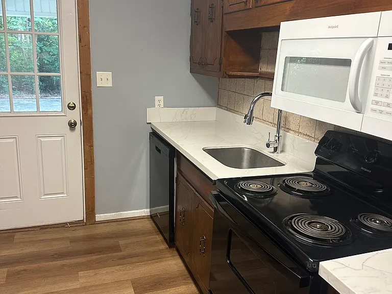 104 Ricardo St #1 — Photo 10