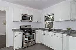 4th image of 2103 Franklin Ave