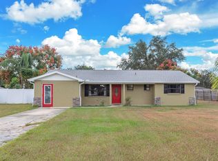 2107 E Lumsden Rd, Valrico, FL 33594