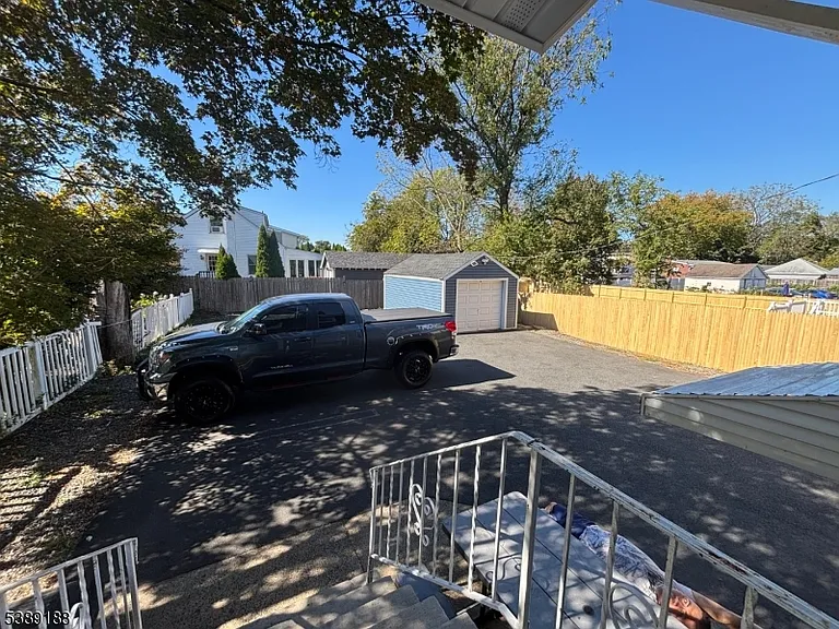 220 S Washington Ave — Photo 11