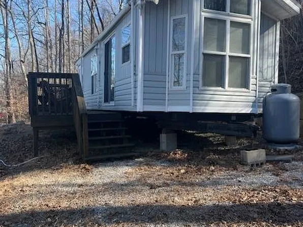 599 Creekview Ln, Cannelton, IN 47520