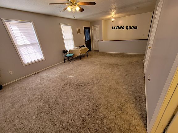 5th image of 134 Bondale Dr