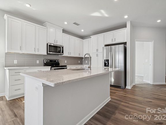 4th image of 4455 Reed Creek Dr Unit 301