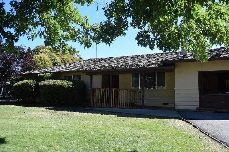 12280 Center Ave photo 1