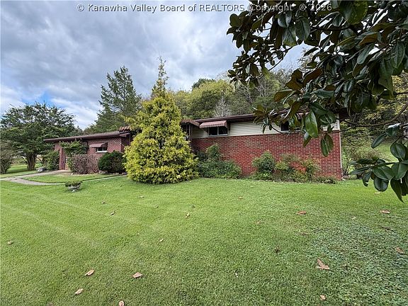 2nd image of 65 Fruth Addition Rd