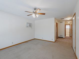 1220 S 22nd St #3, Lincoln, NE 68502