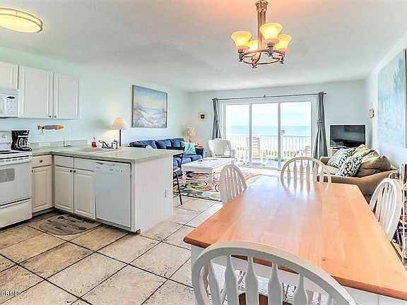 5th image of 806 N Carolina Beach Avenue #3a