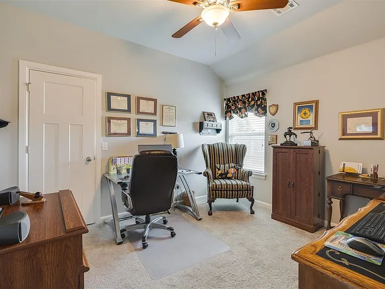 18500 Summer Grove Ave — Photo 22