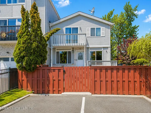 5 Sunset Ln, Staten Island, NY 10307