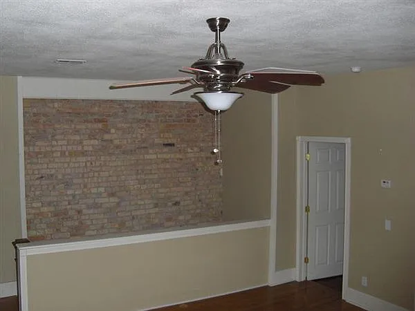 Unit B.wall