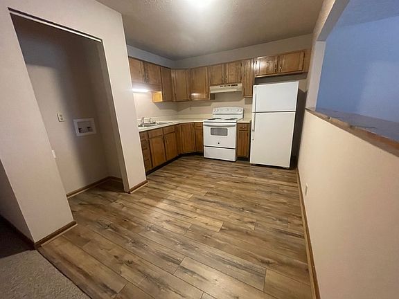 3rd image of 3979 Scenic Trl APT 11