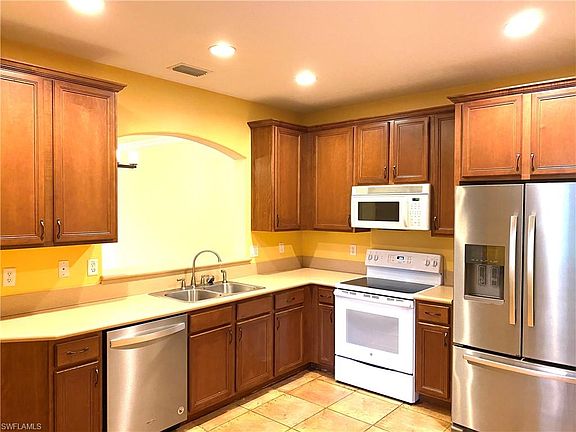 2nd image of 3339 Antica St