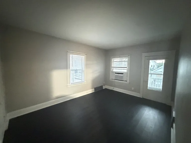 1623 Hopkins Ave #3 — Photo 4