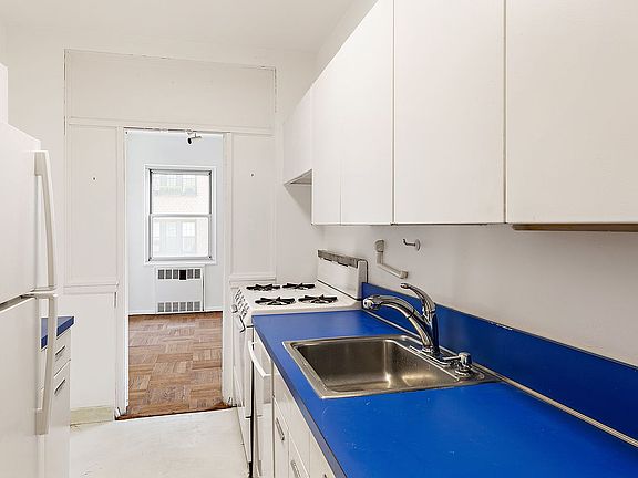 3rd image of 11 5th Ave #11P