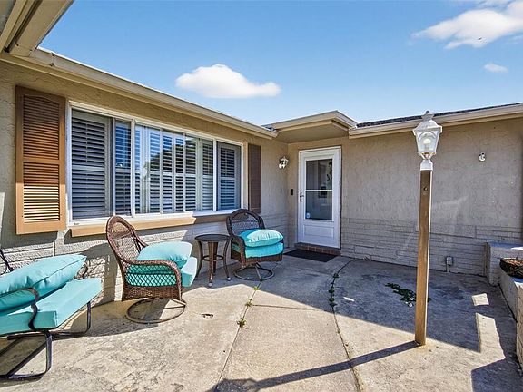 3rd image of 11220 Glover Rd