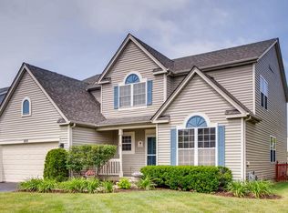 2015 Oakdale Estates Dr, Plainfield, IL 60586