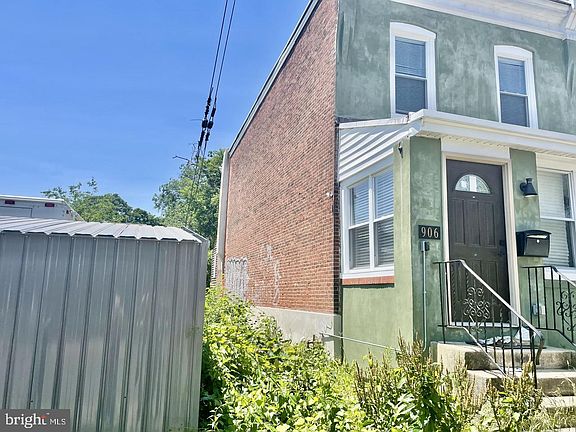 4th image of 906 Cedar Ave