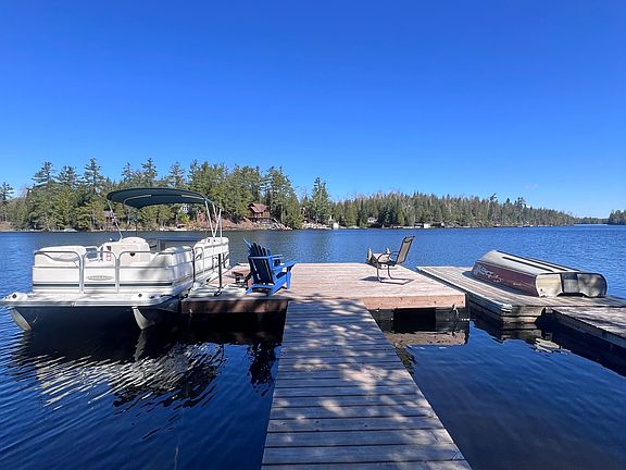 4th image of 1561 Crystal Lake Rd
