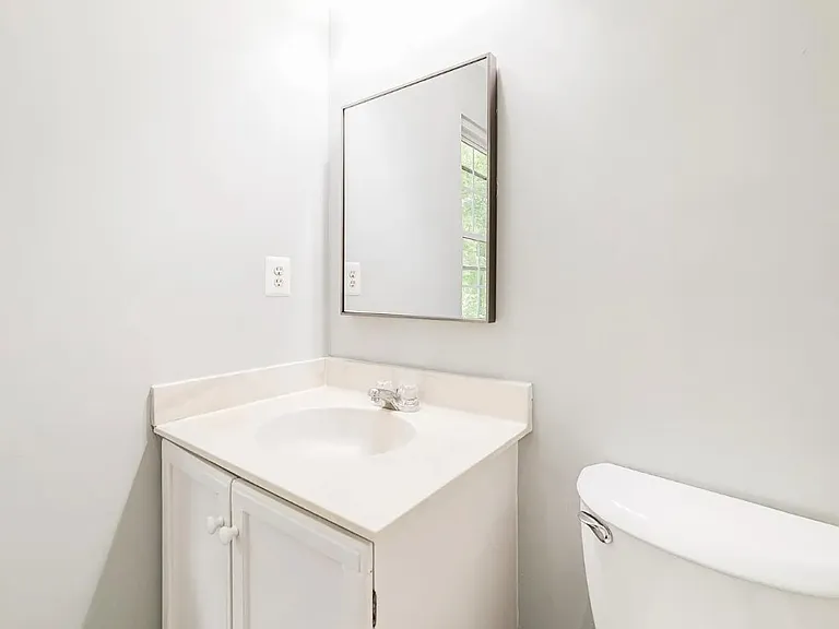 10885 Oak Green Ct — Photo 30