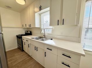 3512-20 E 2nd St #1B-1BA, Long Beach, CA 90803