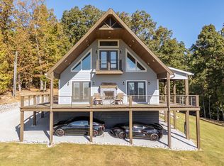 121 Persimmon Ln, Lexington, TN 38351