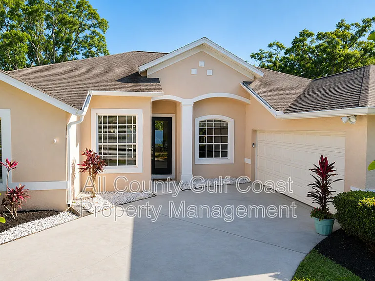 11318 Pine Lilly Pl — Photo 2