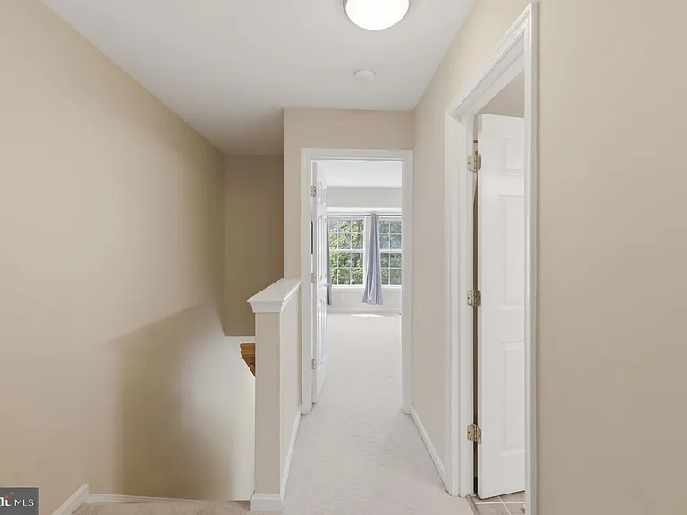 23098 Fontwell Sq — Photo 19