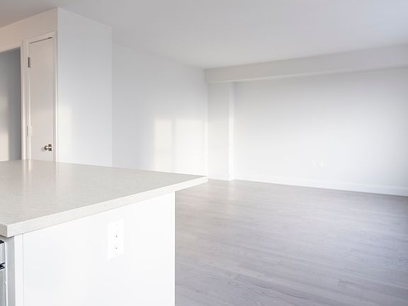 2nd image of 100 W 93rd St APT 23B