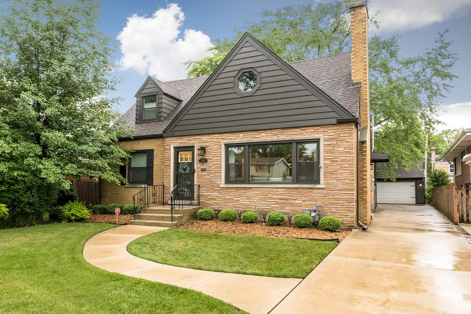 1805 Glenview Ave photo 1